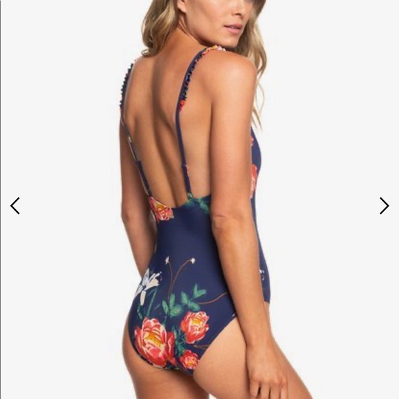 Roxy one piece swimsuit - Picture 3 of 5